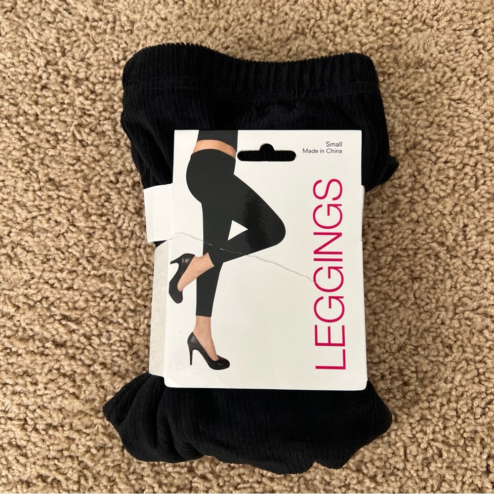 Capelli New York Junior Women’s Black Corduroy Leggings Size Small